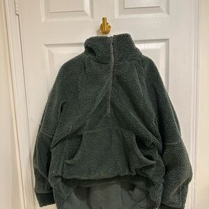 Lululemon Cozy Green Sherpa Pullover